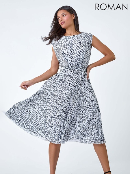 Roman Geometric Twist Detail Pleated Dress (B17955) | €73