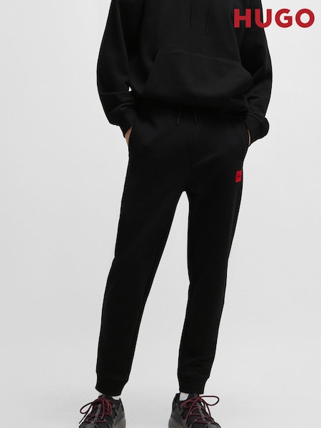 أسود - HUGO 100% Cotton Logo Cuffed Joggers (B21814) | ‏518 د.إ.‏