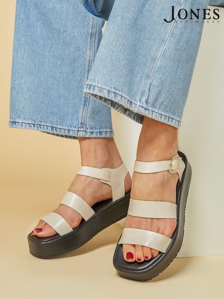 Jones Bootmaker Hailey Leather Platform Black Sandals (B23320) | €50