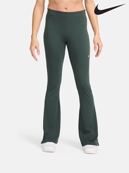 Nike Chill Knit Mini-Rib Flared Leggings (B24295) | € 51