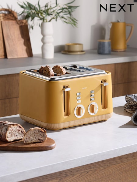 Ochre Yellow Bronx Wood Effect 4 Slice Toaster (B26804) | €76