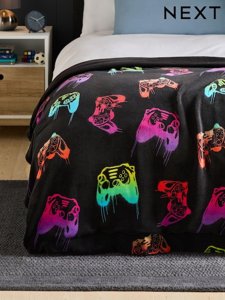 Black Drippy Gamer Super Soft Fleece Blanket (B27776) | $37