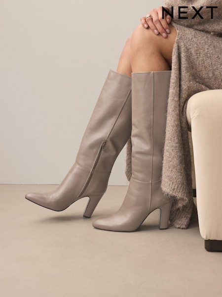 Neutraali nahka - Premium Knee High Heeled Boots (B28932) | €222