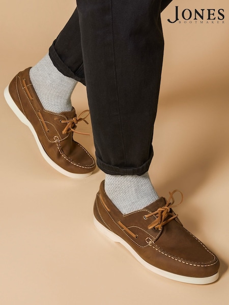 Jones Bootmaker Parsons Leather Boat Shoes (B30019) | €140