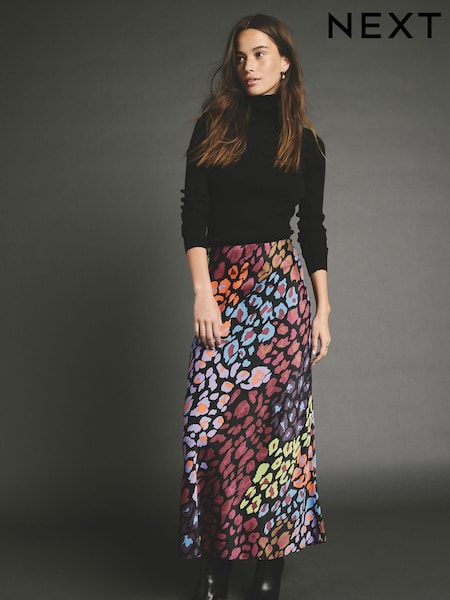 زاهي شكل حيواني - Printed Satin Midi Skirt (B30779) | ‏94 د.إ.‏