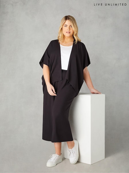 Live Unlimited Curve Batwing Cover-Up (B34119) | 34 €