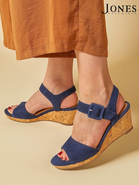 Jones Bootmaker Grazina Leather Wedges (B38397) | €113