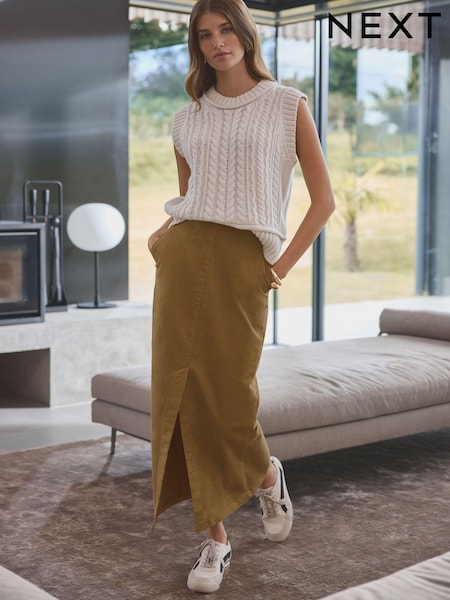 Mole Brown Premium Corduroy A-Line Skirt (B38449) | €35