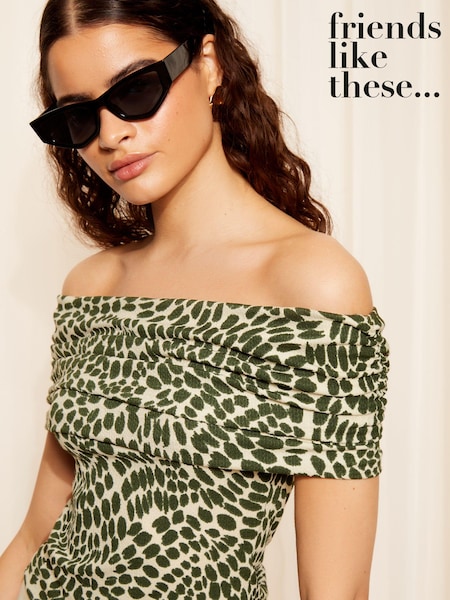 Friends Like These Folded Bardot Animal Mono Blouse (B40270) | €17