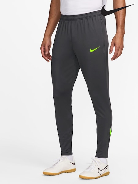 Nike Strike Dri-FIT Training Joggers (B42336) | €29