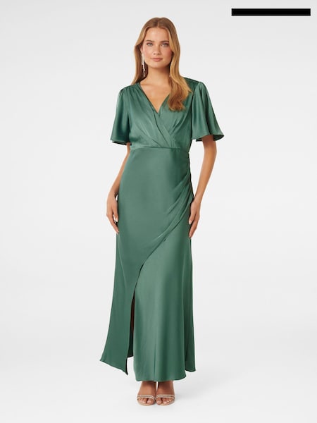 Зеленый - Forever New Chelsea Flutter Sleeve Satin Maxi Dress (B43669) | €65