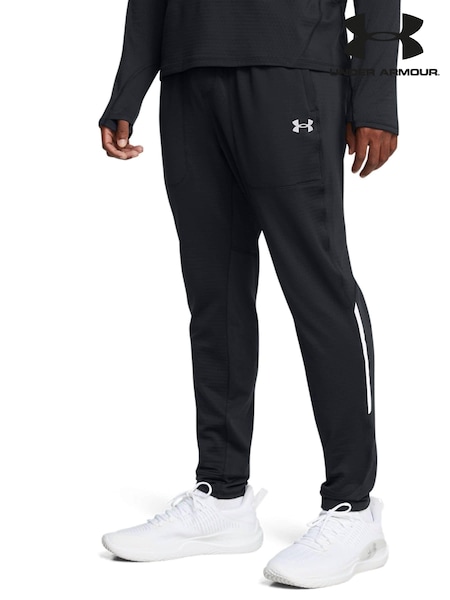 Under Armour Black Vanish Cold Weather Fitted Joggers (B43822) | €46