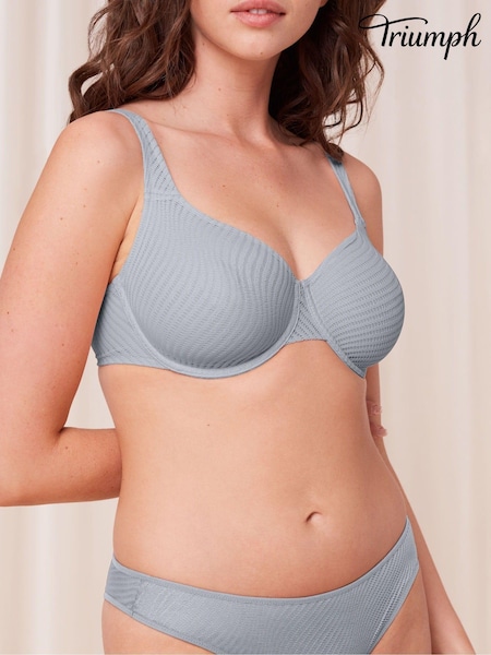 Triumph Blue Harmony Spotlight Minimizer Bra (B44409) | €26