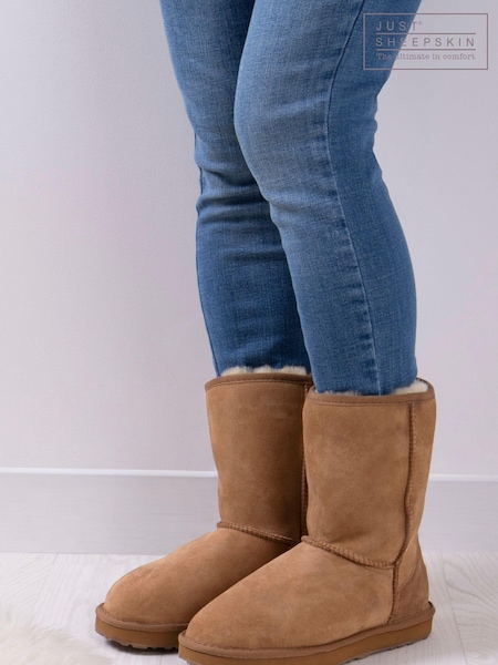 Just Sheepskin Ladies Short Classic Boots (B44465) | €156