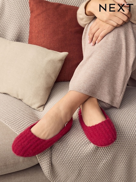 Red Knitted Ballet Slippers (B46285) | €12
