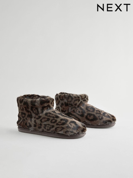 Animal - Print Faux Fur Boot Slippers (B47184) | € 18