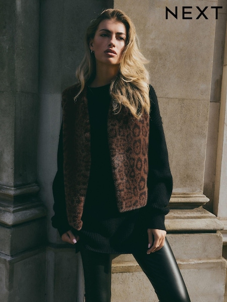 C леопардовым узором - Faux Fur Gilet (B47900) | €24