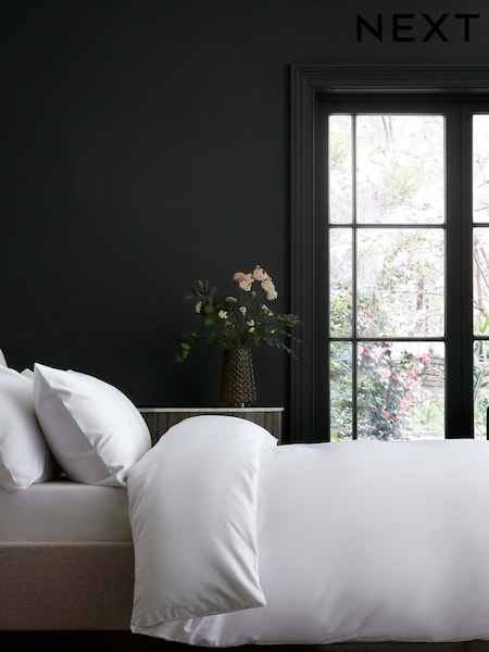 Chalky Black Ultimate Multi-Surface 2.5L Paint (B48173) | €52