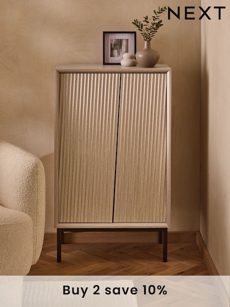 Light Marlow Marlow Oak Effect Slim Cabinet (B48345) | €245