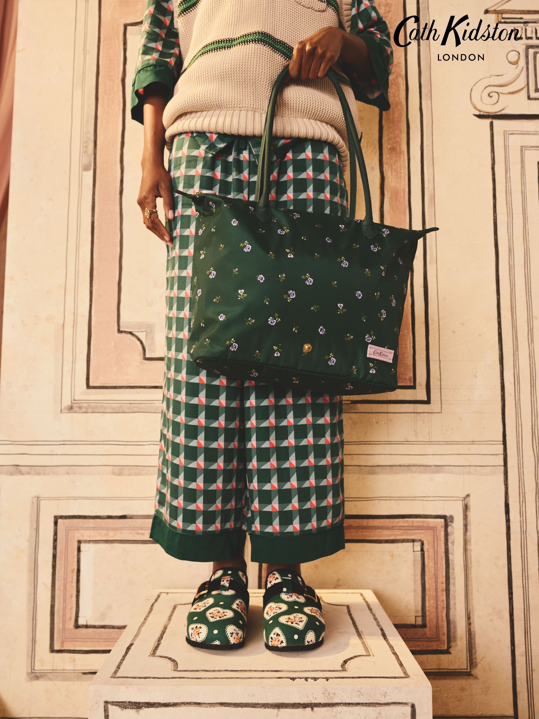 Small tote bag singapore deals