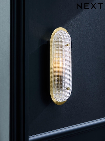 Brass Dorchester Wall Light Also Suitable for Use in Bathrooms (B51525) | €66