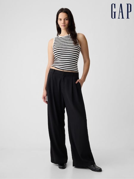 Gap Black 365 High Waisted Pleated Trousers (B55513) | €57