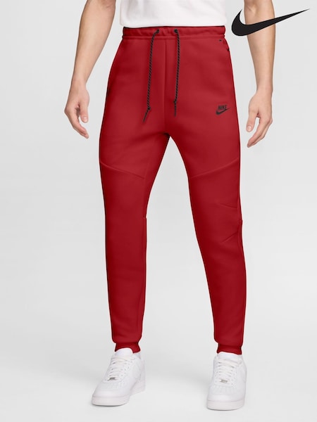 Nike Gym Red Tech Fleece Joggers (B56100) | €56