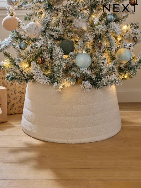 Natural Borg Christmas Tree Skirt (B56193) | €30