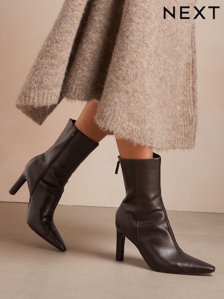 חום שוקולד - Forever Comfort® Faux Zip Ankle Boots (B59207) | ‏160‏₪