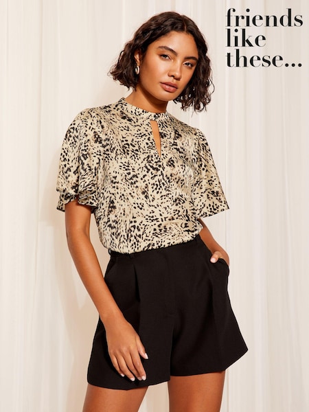 Friends Like These Pink Animal Printed Flutter Sleeve Keyhole Blouse (B60271) | €18
