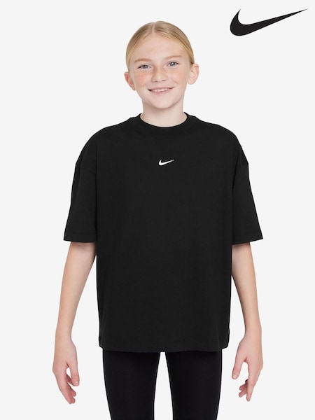 Musta - Nike Small Logo 100% puuvillaa T-paita (B61892) | €36