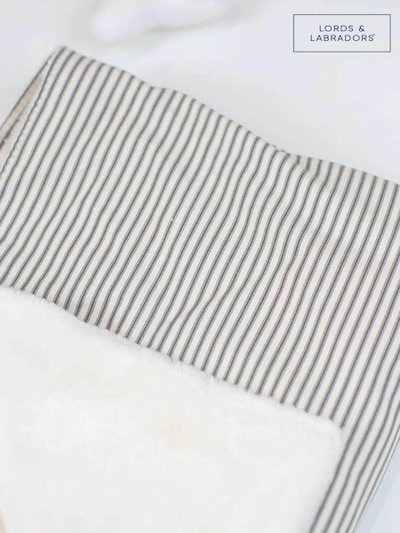 Lords and Labradors Striped Pet Blanket (B63396) | € 54 - € 69