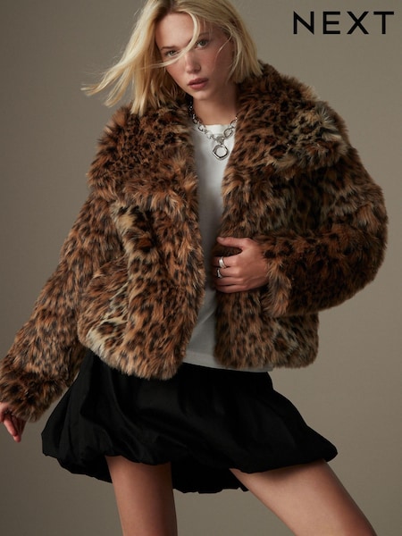 Animal Short Faux Fur Jacket (B63619) | €50
