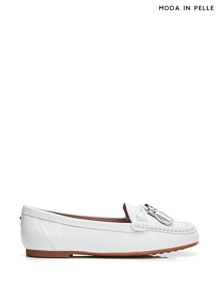 Moda In Pelle Famina Square Toe Bow Tassel Trim Leather Loafers (B65739) | ₪448