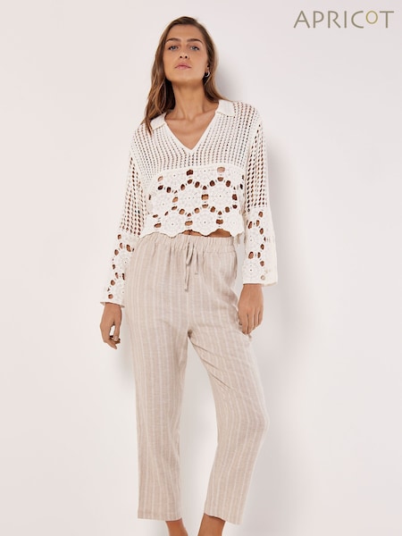 Apricot White Open Collar Floral Crochet Top (B68747) | €37