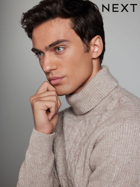 Neutral Regular Fit Cable Knit Roll Neck Jumper (B69800) | R$ 365