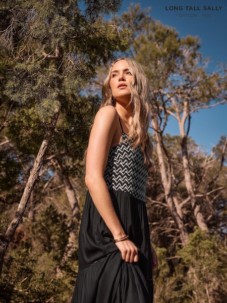 Long Tall Sally Black Embroidery Detail Tiered Maxi Dress (B69944) | €40