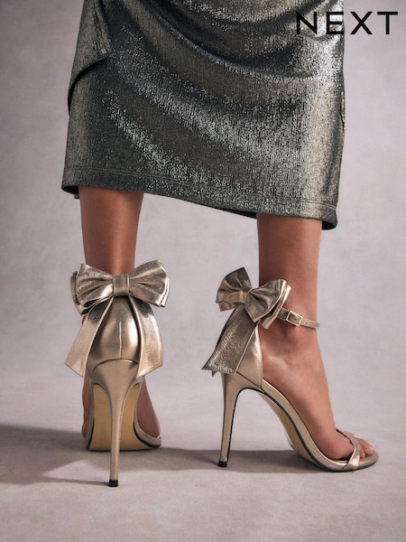 Gold Tabitha Simmons Lauren Leather Bow Back Sandals (B70683) | 230 QAR