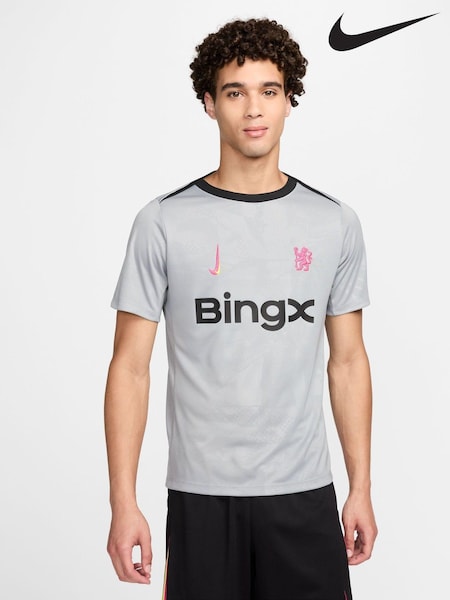 Nike Black Chelsea FC Academy Pre-Match T-Shirt (B71484) | €86