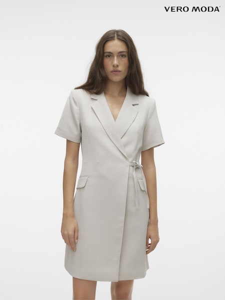 VERO MODA Tailored Short Sleeve Wrap Dress (B71720) | €31