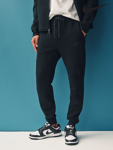 Svart - Nike Tech Fleece Joggers (B75545) | kr1 900
