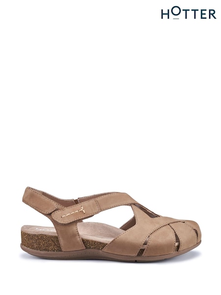 Hotter Tan Brown Wide Fit Catskill II Touch-Fastening Sandals (B78746) | €136