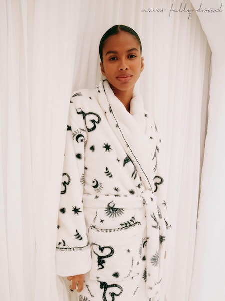 Never Fully Dressed Cosy Supersoft Robe (B81397) | €82