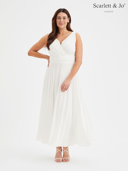 Scarlett & Jo White Nancy Marilyn Mesh Maxi Dress (B82402) | ₪427