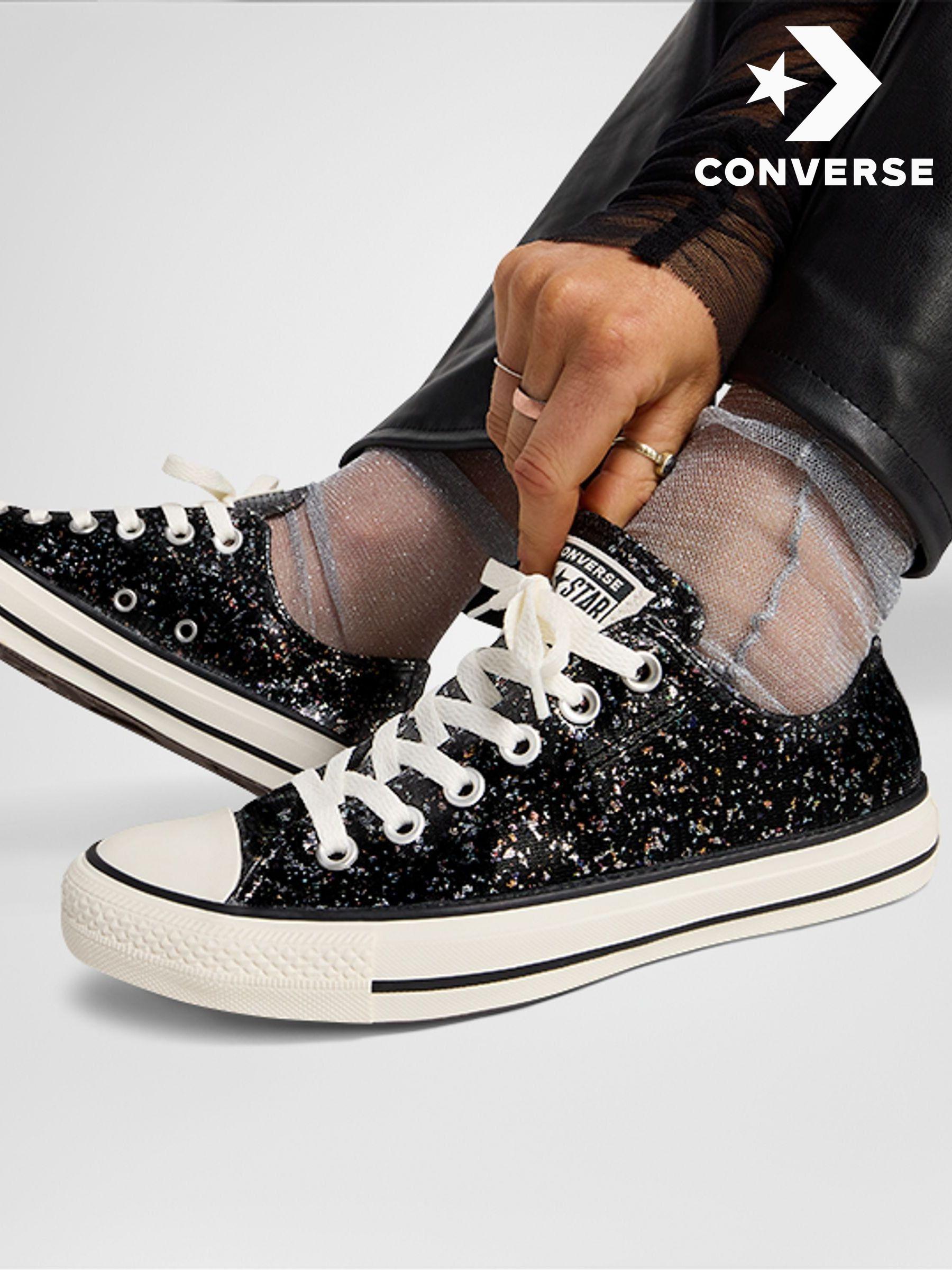 Womens converse pumps 2025
