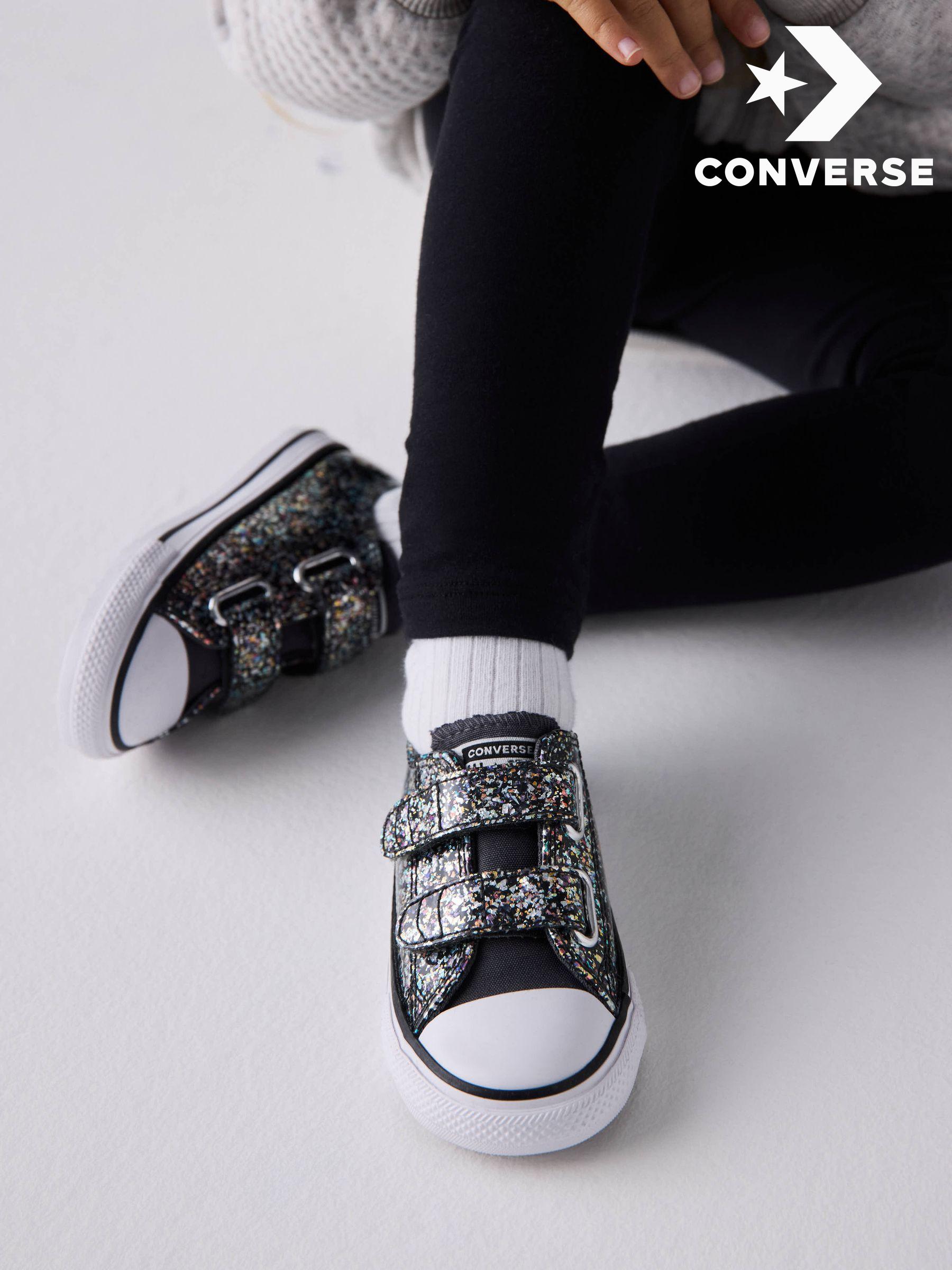 Newborn chucks cheap