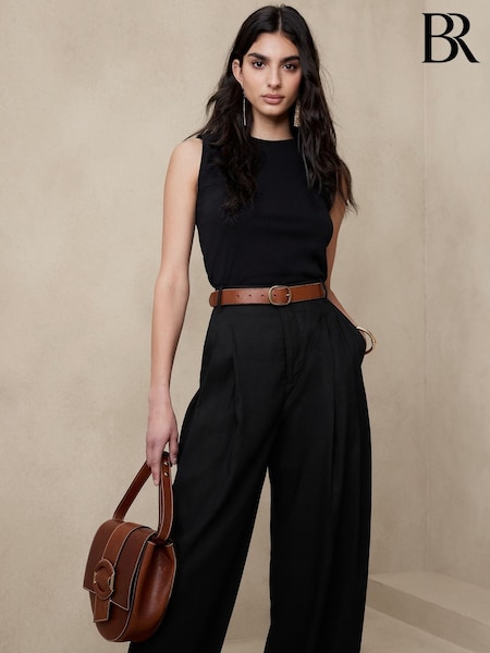 Banana Republic Black Refined Cotton Sleeveless Vest (B83908) | €40