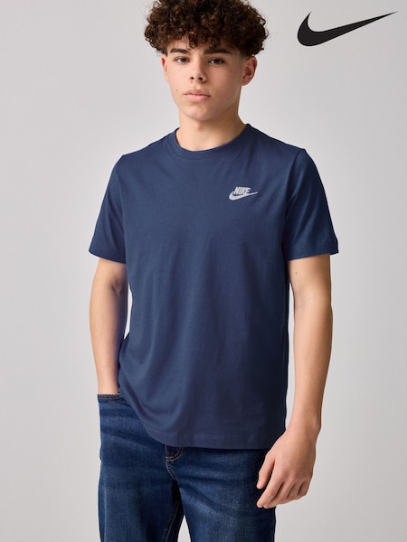 Nike Midnight Navy Club 100% Cotton T-Shirt (B88496) | €20