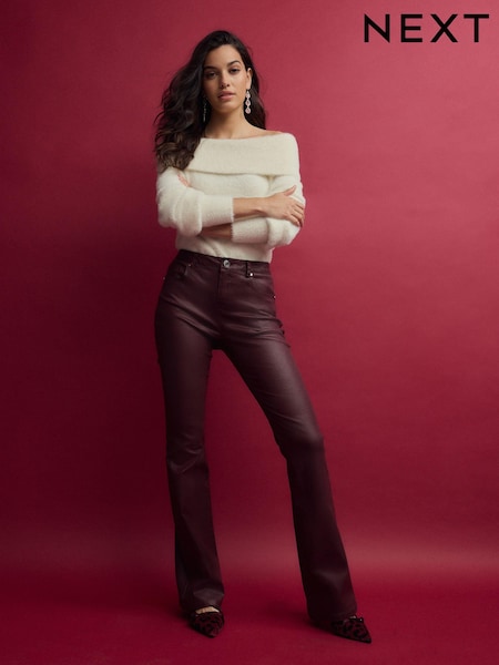 Wine Coated Flared Jeans (B89348) | €18