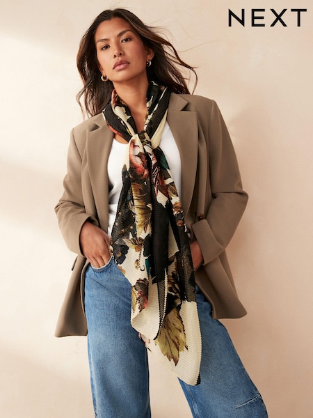 Ecru Floral Print Plisse Lightweight Scarf (B93080) | €9.50